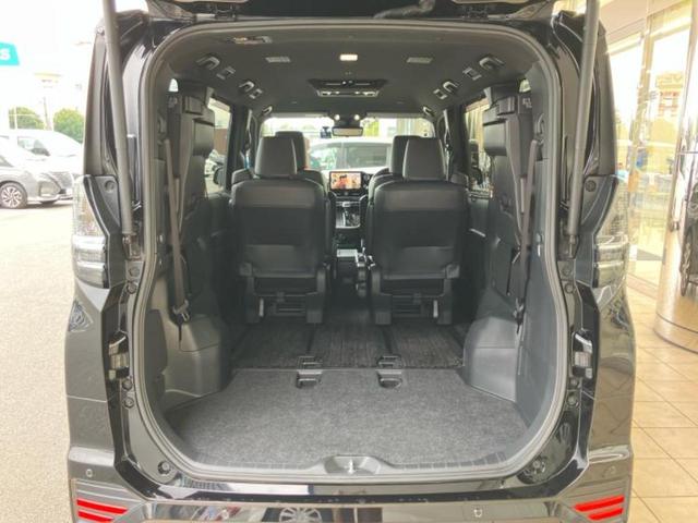 ヴォクシー S-Z 新品タイヤ/保証書/純正 SDナビ/フリップダウンモニター/デジタルインナーミラー/衝突安全装置/両側電動スライドドア/シートヒーター/車線逸脱防止支援システム/シート ハーフレザー バックカメラ(21枚目)