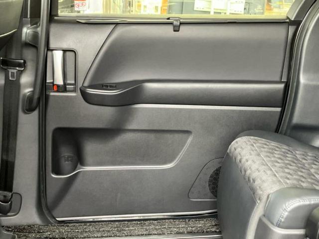 ヴォクシー S-Z 新品タイヤ/保証書/純正 SDナビ/フリップダウンモニター/デジタルインナーミラー/衝突安全装置/両側電動スライドドア/シートヒーター/車線逸脱防止支援システム/シート ハーフレザー バックカメラ(23枚目)