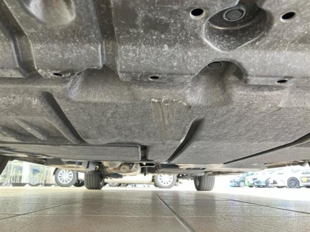 ヴォクシー S-Z 新品タイヤ/保証書/純正 SDナビ/フリップダウンモニター/デジタルインナーミラー/衝突安全装置/両側電動スライドドア/シートヒーター/車線逸脱防止支援システム/シート ハーフレザー バックカメラ(62枚目)