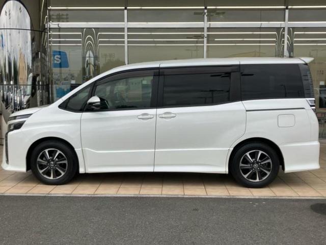 ヴォクシー ZS 保証書/純正 10インチ SDナビ/フリップダウンモニター 純正 12.1インチ/トヨタセーフティセンス/両側電動スライドドア/車線逸脱防止支援システム/パーキングアシスト バックガイド バックカメラ(2枚目)
