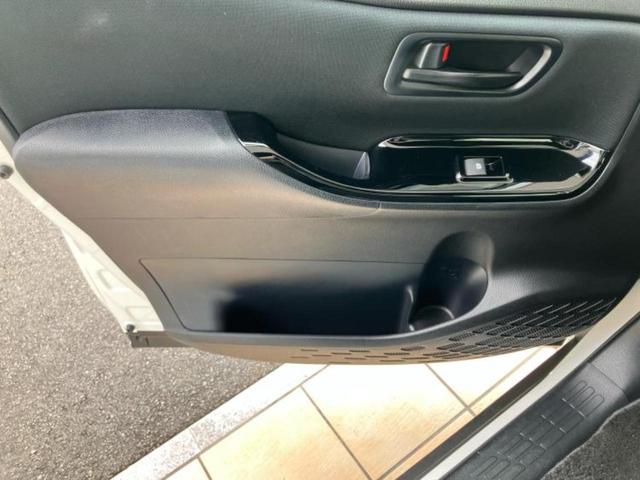 ヴォクシー ZS 保証書/純正 10インチ SDナビ/フリップダウンモニター 純正 12.1インチ/トヨタセーフティセンス/両側電動スライドドア/車線逸脱防止支援システム/パーキングアシスト バックガイド バックカメラ(37枚目)