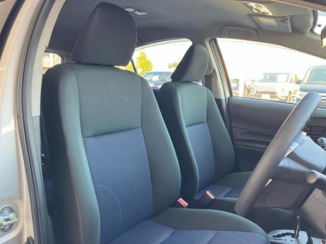 アクア S 保証書/純正 SDナビ/パーキングアシスト バックガイド/Bluetooth接続/EBD付ABS/横滑り防止装置/アイドリングストップ/バックモニター/ワンセグTV/エアバッグ 運転席 バックカメラ(4枚目)