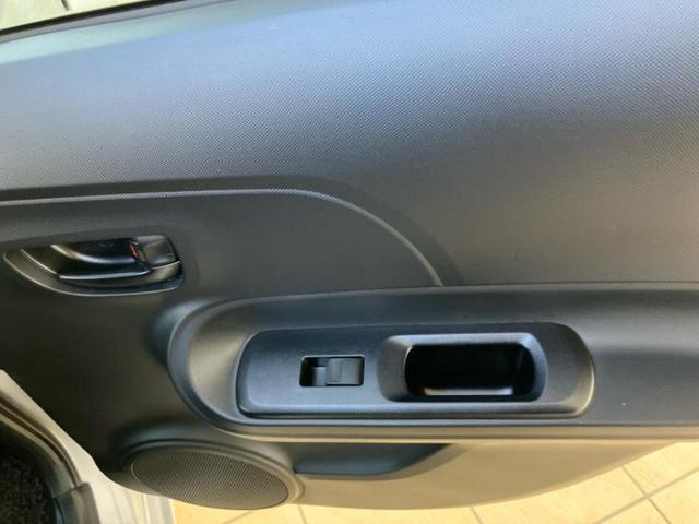 アクア S 保証書/純正 SDナビ/パーキングアシスト バックガイド/Bluetooth接続/EBD付ABS/横滑り防止装置/アイドリングストップ/バックモニター/ワンセグTV/エアバッグ 運転席 バックカメラ(36枚目)