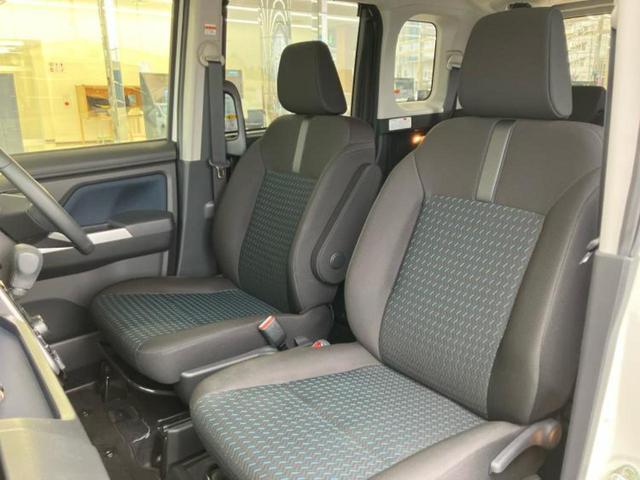 ルーミー カスタムＧ－Ｔ　保証書／純正　９インチ　メモリーナビ／衝突安全装置／両側電動スライドドア／シートヒーター　前席／パノラミックビューモニター／車線逸脱防止支援システム／ドライブレコーダー　前後／ヘッドランプ　ＬＥＤ（6枚目）