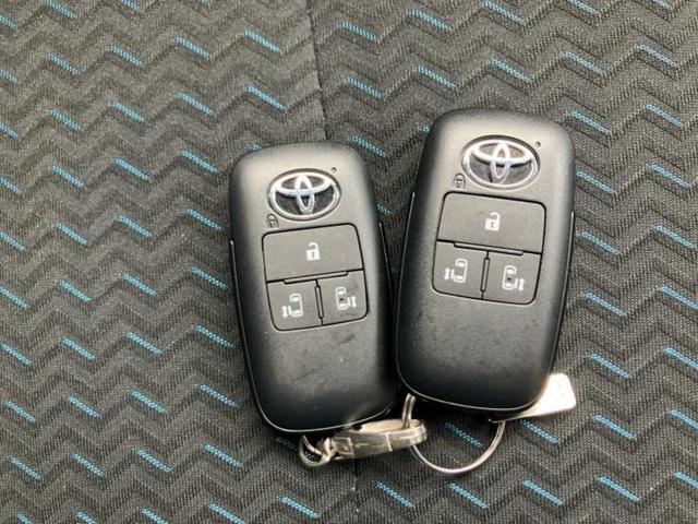 ルーミー カスタムＧ－Ｔ　保証書／純正　９インチ　メモリーナビ／衝突安全装置／両側電動スライドドア／シートヒーター　前席／パノラミックビューモニター／車線逸脱防止支援システム／ドライブレコーダー　前後／ヘッドランプ　ＬＥＤ（41枚目）