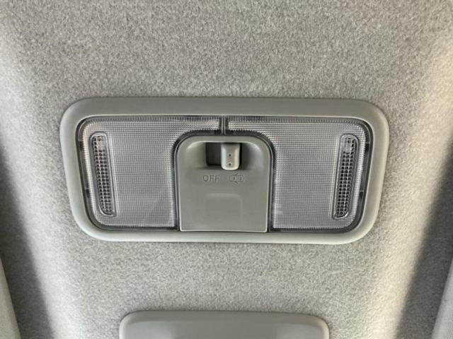 ルーミー カスタムＧ－Ｔ　保証書／純正　９インチ　メモリーナビ／衝突安全装置／両側電動スライドドア／シートヒーター　前席／パノラミックビューモニター／車線逸脱防止支援システム／ドライブレコーダー　前後／ヘッドランプ　ＬＥＤ（44枚目）