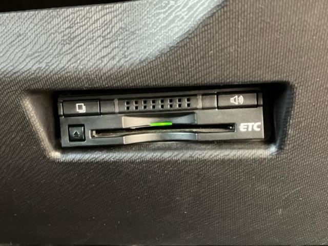 アクア Ｇブラックソフトレザーセレクション　保証書／純正　ＳＤナビ／Ｂｌｕｅｔｏｏｔｈ接続／ＥＴＣ／ＥＢＤ付ＡＢＳ／横滑り防止装置／アイドリングストップ／バックモニター／フルセグＴＶ／エアバッグ　運転席／エアバッグ　助手席／パワーウインドウ（24枚目）