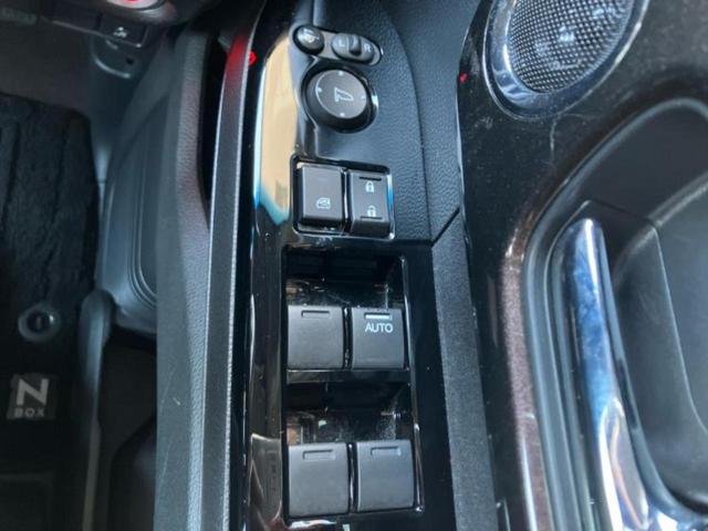 N-BOXカスタム G・Lホンダセンシング 保証書/純正 SDナビ/電動スライドドア/ヘッドランプ LED/Bluetooth接続/ETC/EBD付ABS/横滑り防止装置/アイドリングストップ/ホンダセンシング/バックモニター バックカメラ(28枚目)