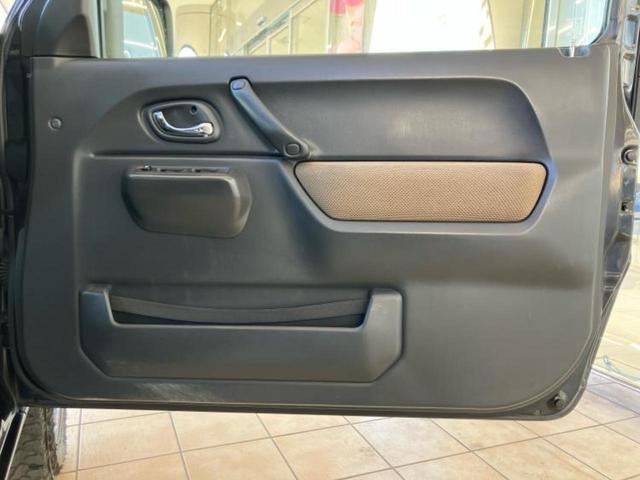 ジムニー 4WDランドベンチャー 新品タイヤ/社外 SDナビ/シート 合皮/ETC/ABS/フルセグTV/禁煙車/エアバッグ 運転席/エアバッグ 助手席/アルミホイール 純正 16インチ/パワーウインドウ/キーレスエントリー 4WD(20枚目)