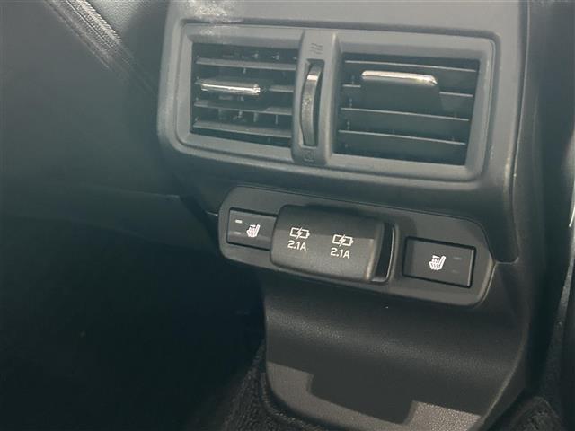 レヴォーグ ＳＴＩスポーツ　ＥＸ　ターボ車　Ｆカメラ　Ｂｌｕｅｔｏｏｔｈ接続　クルコン　横滑り防止　レーンキープアシスト　フルオートエアコン　ＥＴＣ　助手席エアバッグ　アイドリングストップ　サイドカメラ　４ＷＤ　サイドエアバッグ　ＰＳ（17枚目）
