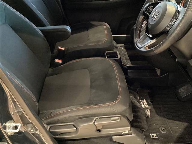 Ｎ－ＯＮＥ ＲＳ　ワンオーナー　センシング　スマートキー　Ｇａｔｈｅｒｓナビ　Ａｐｐｌｅｃａｒｐｌａｙ　Ａｎｄｒｏｉｄａｕｔｏ　バックカメラ　フルセグ　シートヒーター　ＬＫＡ　ドラレコ　パドルシフト　ＬＥＤヘッド（4枚目）