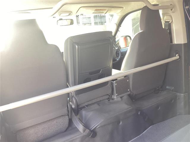 ハイエースバン SロングDX GLパッケージ キーレス 社外アルミ 社外SDナビ フルセグ バックカメラ ETC 電動格納ミラー パワーウィンドウ DVD Bluetoothオーディオ スライドドア リアクーラー AC100V フォグ ETC(21枚目)