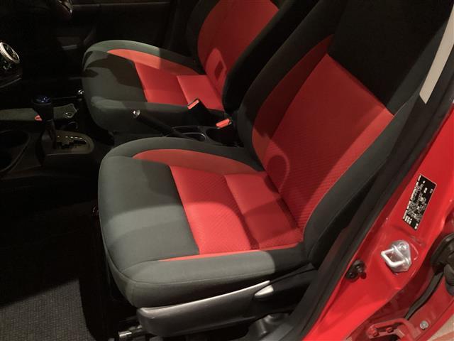 アクア Ｓ　スマートキー　プッシュスタート　純正ＳＤナビ　フルセグ　バックカメラ　フルセグ　シートヒーター　ドライブレコーダー　オートライト　ＡＨＢ　ＬＤＡ　ＰＣＳ　ビルトインＥＴＣ　Ｂｌｕｅｔｏｏｔｈ　アルミ（20枚目）