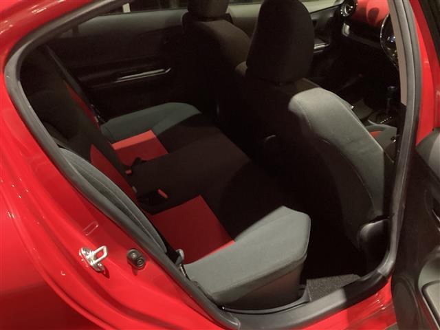 アクア Ｓ　スマートキー　プッシュスタート　純正ＳＤナビ　フルセグ　バックカメラ　フルセグ　シートヒーター　ドライブレコーダー　オートライト　ＡＨＢ　ＬＤＡ　ＰＣＳ　ビルトインＥＴＣ　Ｂｌｕｅｔｏｏｔｈ　アルミ（23枚目）