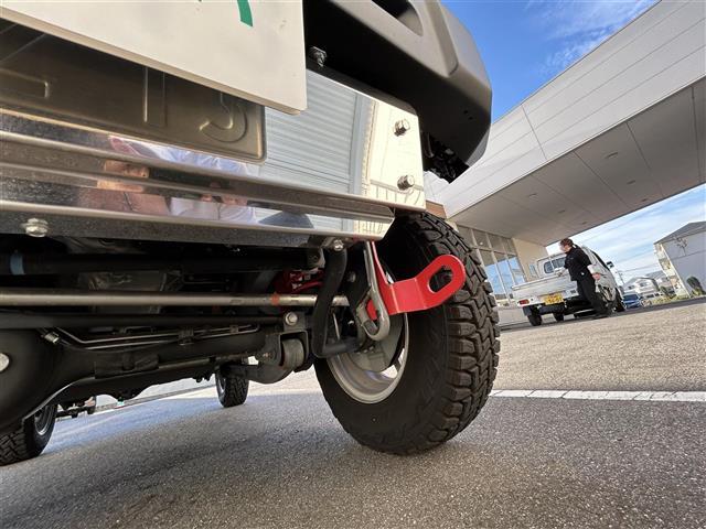 ジムニー ＸＣ　バックカメ　デュアルセンサーブレーキＳ　ワンオ－ナ－　Ｗエアバッグ　地デジフルセグＴＶ　ＡＵＴＯエアコン　Ｂｌｕｅｔｏｏｔｈ音楽　パワーウィンドゥ　ＥＴＣ付　ナビＴＶ　スマキー　横滑防止　ＰＳ　ＡＢＳ（4枚目）