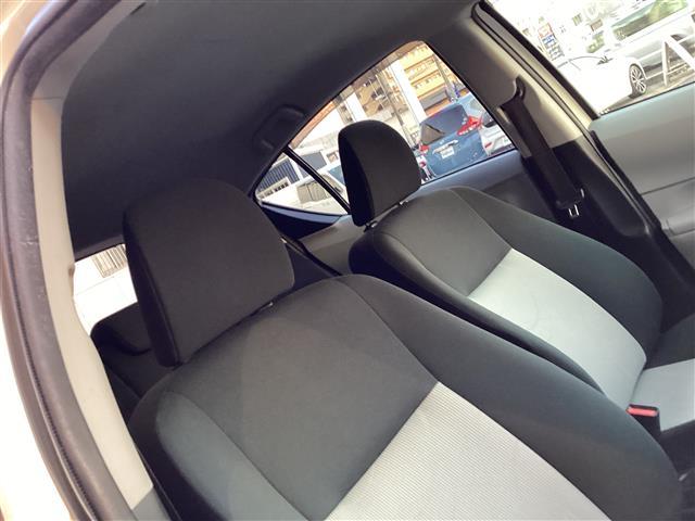 アクア S スマートキー プッシュスタート LEDヘッド ETC シートヒーター フロントドライブレコーダー ステアリングスイッチ バックカメラ 純正SDナビ フルセグ オートライト 社外15インチアルミ イモビ(3枚目)