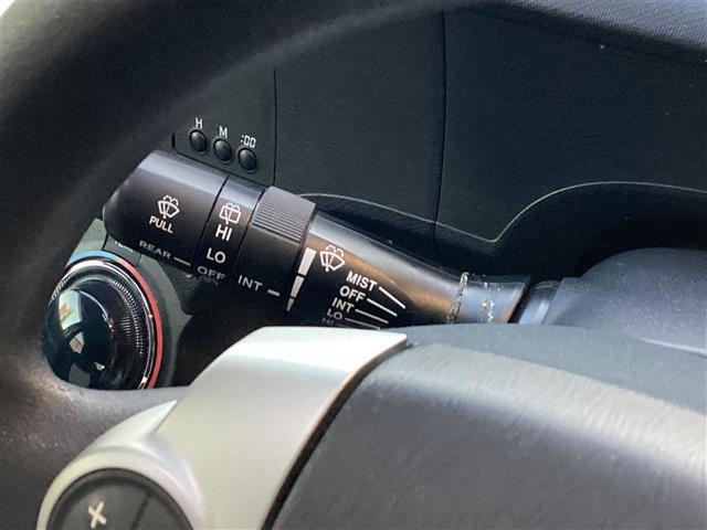 アクア S スマートキー プッシュスタート LEDヘッド ETC シートヒーター フロントドライブレコーダー ステアリングスイッチ バックカメラ 純正SDナビ フルセグ オートライト 社外15インチアルミ イモビ(7枚目)