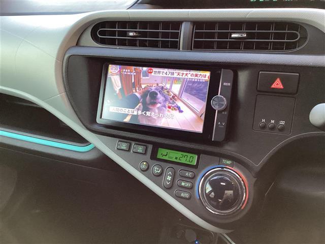 アクア S スマートキー プッシュスタート LEDヘッド ETC シートヒーター フロントドライブレコーダー ステアリングスイッチ バックカメラ 純正SDナビ フルセグ オートライト 社外15インチアルミ イモビ(13枚目)