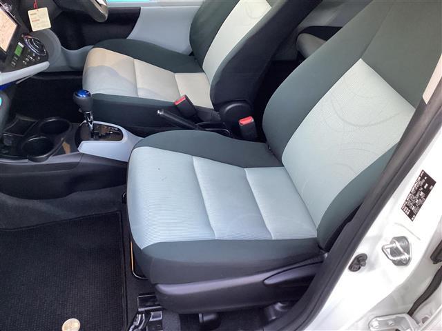 アクア S スマートキー プッシュスタート LEDヘッド ETC シートヒーター フロントドライブレコーダー ステアリングスイッチ バックカメラ 純正SDナビ フルセグ オートライト 社外15インチアルミ イモビ(21枚目)