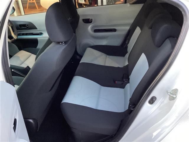 アクア S スマートキー プッシュスタート LEDヘッド ETC シートヒーター フロントドライブレコーダー ステアリングスイッチ バックカメラ 純正SDナビ フルセグ オートライト 社外15インチアルミ イモビ(23枚目)