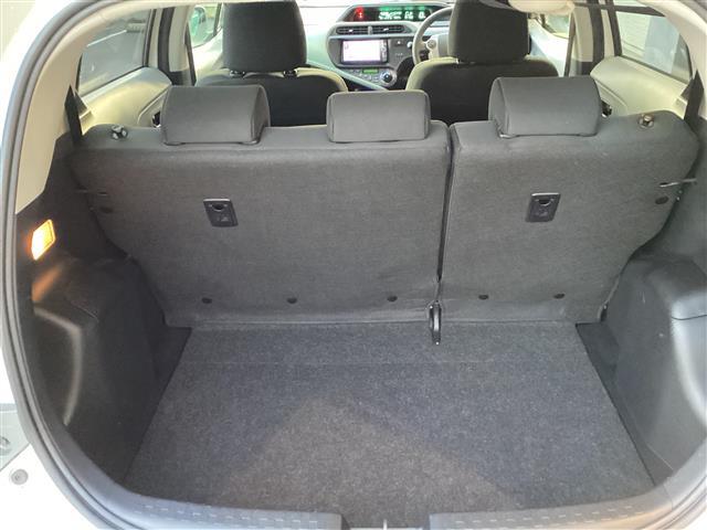 アクア S スマートキー プッシュスタート LEDヘッド ETC シートヒーター フロントドライブレコーダー ステアリングスイッチ バックカメラ 純正SDナビ フルセグ オートライト 社外15インチアルミ イモビ(26枚目)