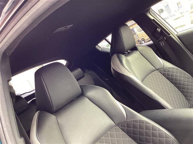 C-HR G モード ネロ 純正SDナビ フルセグ バックカメラ ビルトインETC ハーフレザー パワーシート シートヒーター レーダークルーズコントロール ICS AHB LDA ステアリングスイッチ LEDヘッド BSM(3枚目)