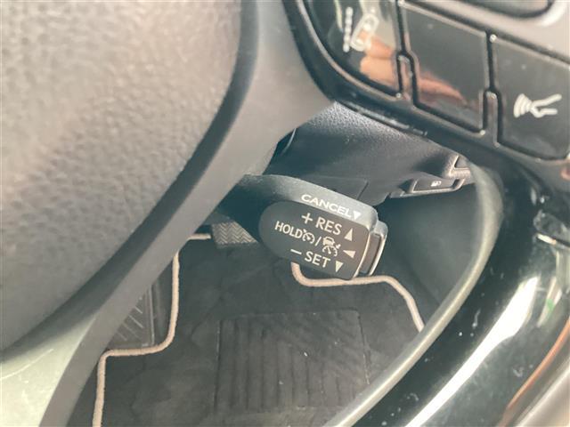 C-HR G モード ネロ 純正SDナビ フルセグ バックカメラ ビルトインETC ハーフレザー パワーシート シートヒーター レーダークルーズコントロール ICS AHB LDA ステアリングスイッチ LEDヘッド BSM(12枚目)