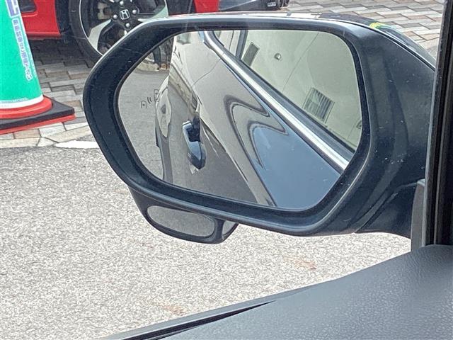 C-HR G モード ネロ 純正SDナビ フルセグ バックカメラ ビルトインETC ハーフレザー パワーシート シートヒーター レーダークルーズコントロール ICS AHB LDA ステアリングスイッチ LEDヘッド BSM(21枚目)