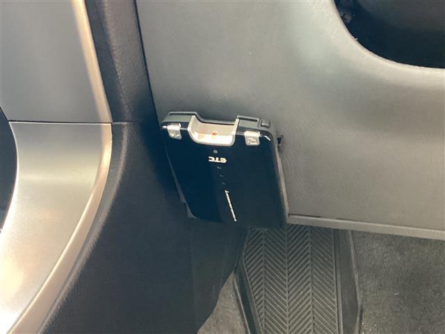 ランドクルーザープラド TXリミテッド ☆写真追加UP☆ ワンオーナー 革シート 社外HDDナビ フルセグ ルーフレール ETC バックカメラ 純正アルミ キーレス オートライト 4WD ワンオーナー 寒冷地仕様 革シート Bモニター(10枚目)