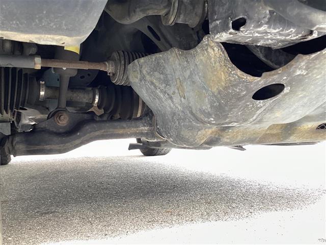 ランドクルーザープラド TXリミテッド ☆写真追加UP☆ ワンオーナー 革シート 社外HDDナビ フルセグ ルーフレール ETC バックカメラ 純正アルミ キーレス オートライト 4WD ワンオーナー 寒冷地仕様 革シート Bモニター(17枚目)