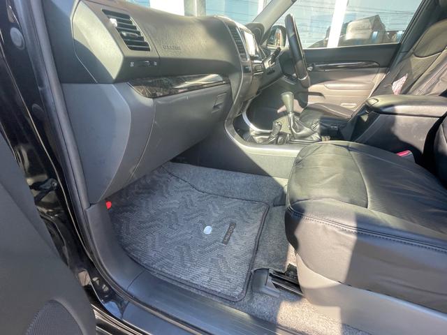 ランドクルーザープラド TXリミテッド ☆写真追加UP☆ ワンオーナー 革シート 社外HDDナビ フルセグ ルーフレール ETC バックカメラ 純正アルミ キーレス オートライト 4WD ワンオーナー 寒冷地仕様 革シート Bモニター(49枚目)