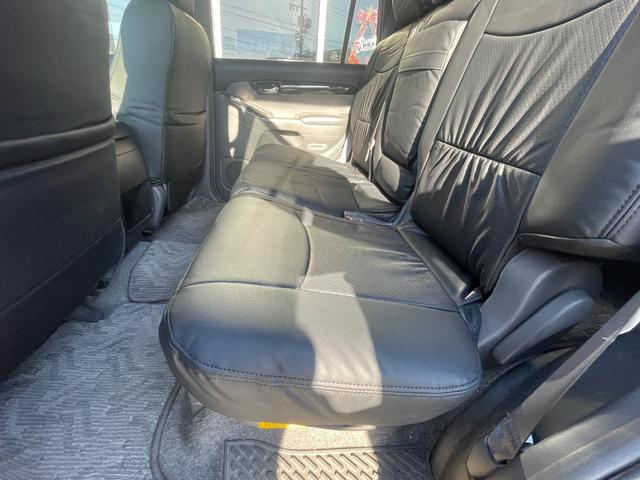 ランドクルーザープラド TXリミテッド ☆写真追加UP☆ ワンオーナー 革シート 社外HDDナビ フルセグ ルーフレール ETC バックカメラ 純正アルミ キーレス オートライト 4WD ワンオーナー 寒冷地仕様 革シート Bモニター(55枚目)