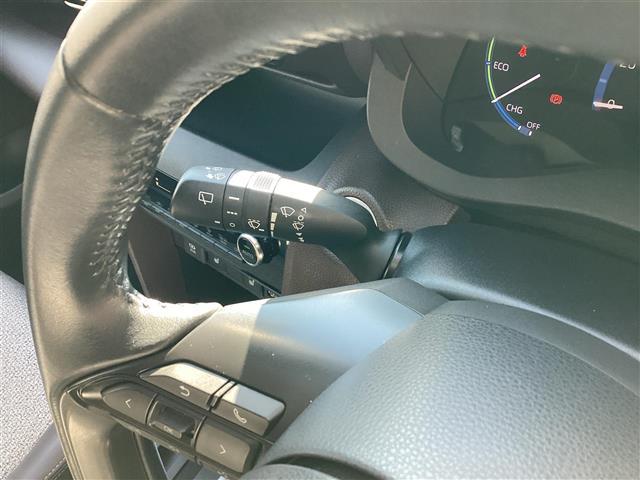 ヤリスクロス ハイブリッドZ ワンオーナー ハーフレザー パワーシート シートヒーター レーダークルーズコントロール BSM AHB LDA PCS ETC ディスプレイオーディオ フルセグ バックカメラ ナビ シートヒーター(7枚目)