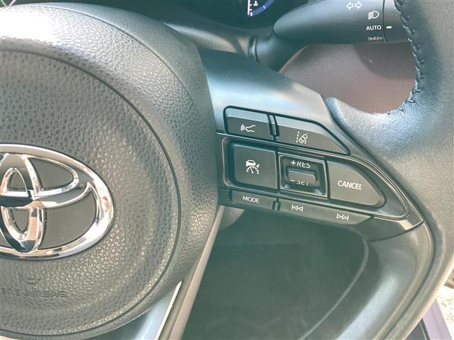 ヤリスクロス ハイブリッドZ ワンオーナー ハーフレザー パワーシート シートヒーター レーダークルーズコントロール BSM AHB LDA PCS ETC ディスプレイオーディオ フルセグ バックカメラ ナビ シートヒーター(9枚目)