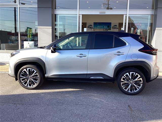 ヤリスクロス ハイブリッドZ ワンオーナー ハーフレザー パワーシート シートヒーター レーダークルーズコントロール BSM AHB LDA PCS ETC ディスプレイオーディオ フルセグ バックカメラ ナビ シートヒーター(31枚目)