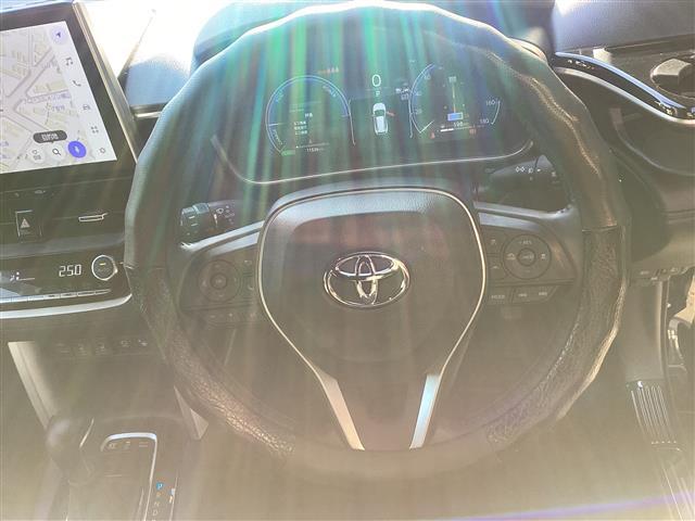 カローラクロス ハイブリッド　Ｚ　ワンオーナー　ハーフレザー　パワーシート　シートヒーター　ＰＣＳ　ＬＤＡ　ＡＨＢ　ＢＳＭ　レーダークルーズコントロール　パワーバックドア　フルセグ　ナビ　バックカメラ　全方位カメラ　ドライブレコーダー（6枚目）