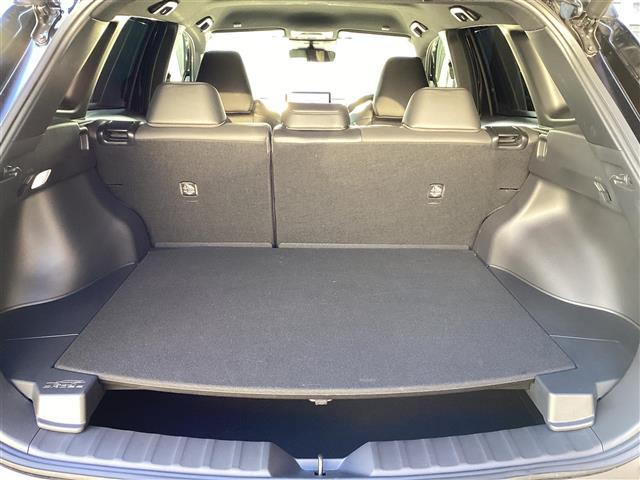 カローラクロス ハイブリッド　Ｚ　ワンオーナー　ハーフレザー　パワーシート　シートヒーター　ＰＣＳ　ＬＤＡ　ＡＨＢ　ＢＳＭ　レーダークルーズコントロール　パワーバックドア　フルセグ　ナビ　バックカメラ　全方位カメラ　ドライブレコーダー（23枚目）