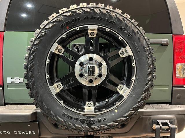 ハマーＨ３ ベースグレード　タイプＧ／グリーンカラー／新車並行／４ＷＤ／純正ホイール／社外ホイール有／ブラックレザーシート／スタットレスタイヤ有／ノーマルタイヤジオランダー２０２４年購入／シートヒーター／Ｂｌｕｅｔｏｏｔｈ（69枚目）