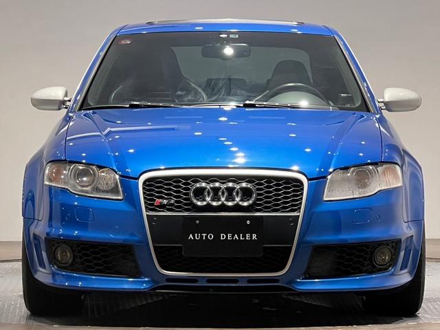 アウディ ＲＳ４