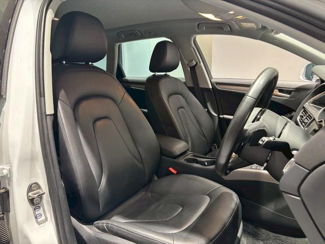 A4アバント 2.0TFSIクワトロ 走行距離12000km/黒レザーシート/バックモニター/パーキングアシスト/障害物センサー/純正AW/スペアキー/TV(5枚目)