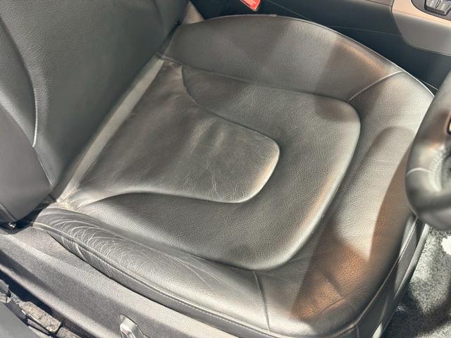 A4アバント 2.0TFSIクワトロ 走行距離12000km/黒レザーシート/バックモニター/パーキングアシスト/障害物センサー/純正AW/スペアキー/TV(7枚目)