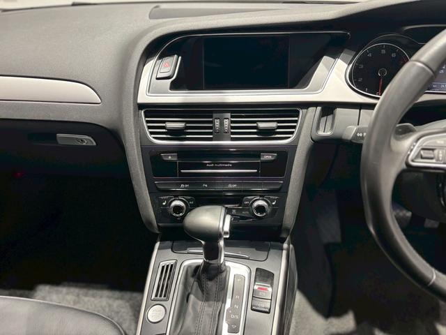 A4アバント 2.0TFSIクワトロ 走行距離12000km/黒レザーシート/バックモニター/パーキングアシスト/障害物センサー/純正AW/スペアキー/TV(16枚目)