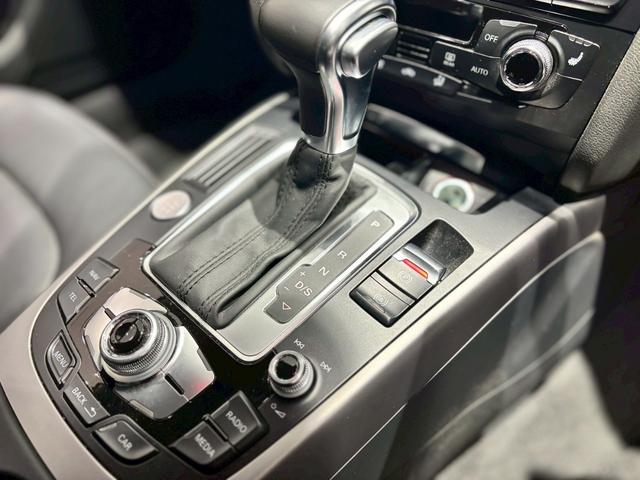 A4アバント 2.0TFSIクワトロ 走行距離12000km/黒レザーシート/バックモニター/パーキングアシスト/障害物センサー/純正AW/スペアキー/TV(18枚目)