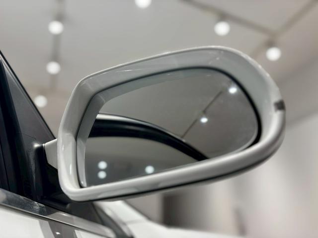 A4アバント 2.0TFSIクワトロ 走行距離12000km/黒レザーシート/バックモニター/パーキングアシスト/障害物センサー/純正AW/スペアキー/TV(22枚目)