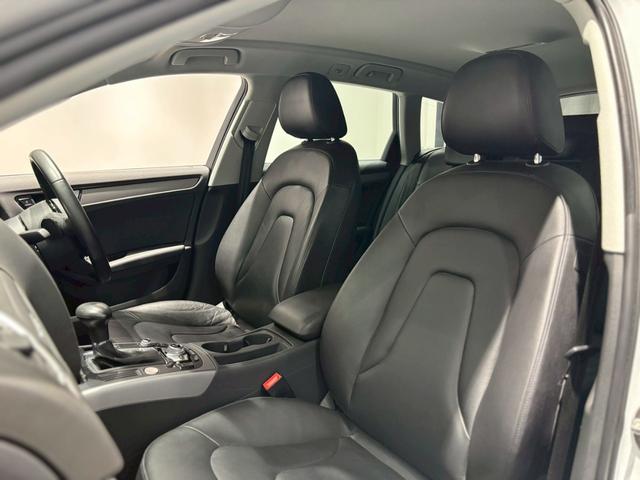 A4アバント 2.0TFSIクワトロ 走行距離12000km/黒レザーシート/バックモニター/パーキングアシスト/障害物センサー/純正AW/スペアキー/TV(24枚目)