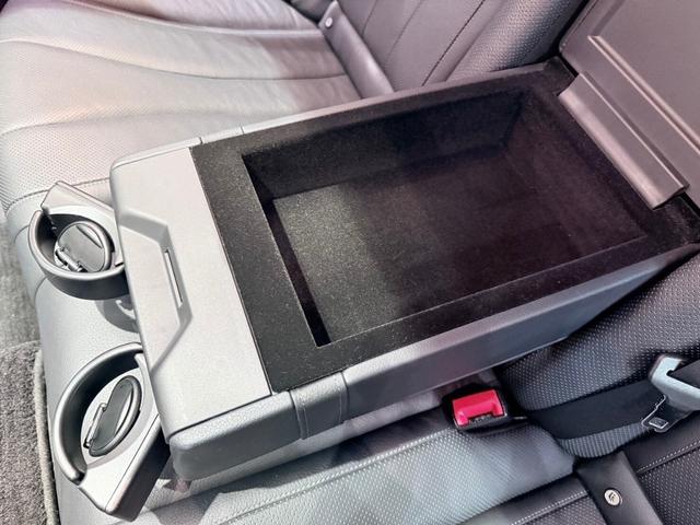 Sクラス S400ハイブリッド 後期 ラグジュアリーPKG 後期ヘッドライト/マイバッハグリル/モニターミラードライブレコーダー/マイバッハバンパー/サンルーフ/ETC(58枚目)