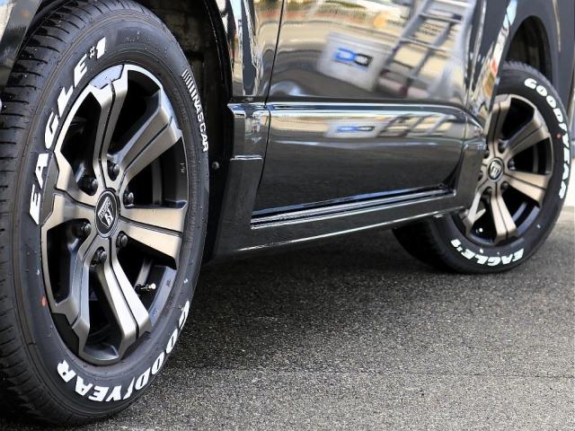 ハイエースバン ロングスーパーGL 令和4年式ハイエースディーゼル4WDモデリスタフルエアロモデリスタブラックシートカバー純正ナビアルパイン製フリップダウンモニター両側パワースライドドアデジタルインナーミラーLEDヘッドランプ(14枚目)