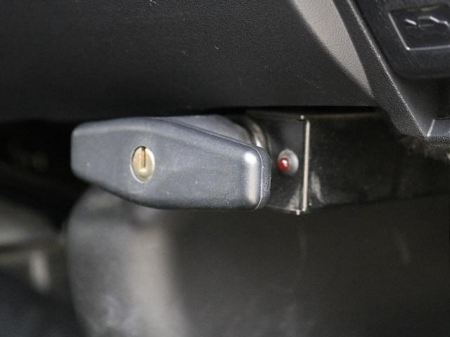 ハイエースバン スーパーＧＬ　ダークプライムＩＩ　令和２年ハイエースディーゼル２ＷＤカラーガンメタリックカロッツェリア製ナビカロッツェリア製フリップダウンモニターオリジナルベッドキット両側パワースライドドアブレーキロック１７インチアルミホイール（17枚目）