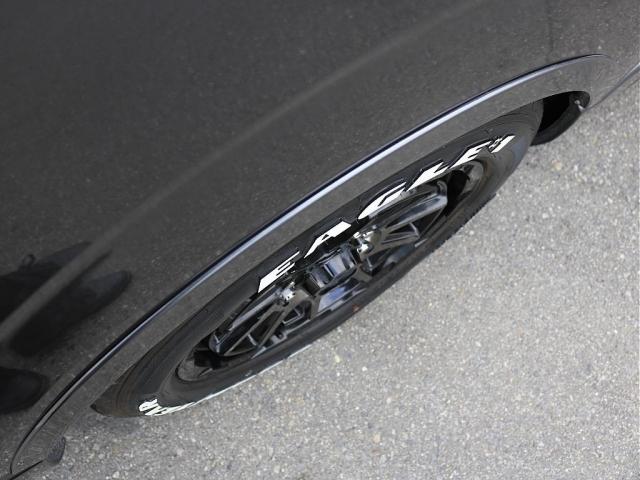 ハイエースバン スーパーＧＬ　ダークプライムＩＩ　令和２年ハイエースディーゼル２ＷＤカラーガンメタリックカロッツェリア製ナビカロッツェリア製フリップダウンモニターオリジナルベッドキット両側パワースライドドアブレーキロック１７インチアルミホイール（20枚目）