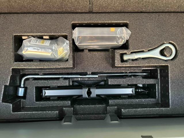 タフト Gターボ ダーククロムベンチャー 保証 新車保証・まごころ保証 1年間・走行距離無制限付き(34枚目)